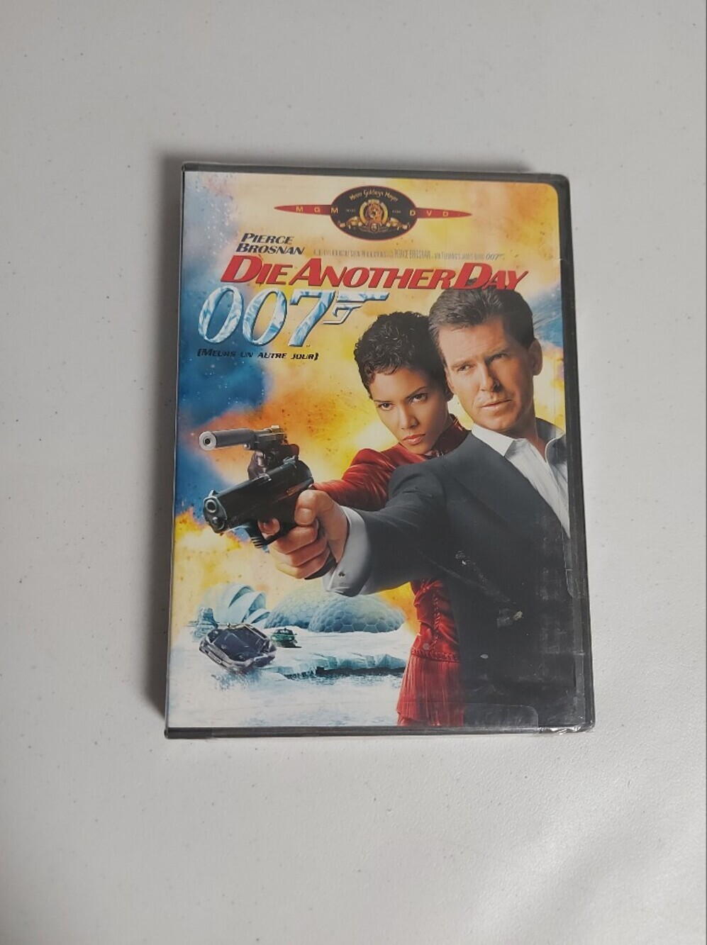 James Bond 007: Die Another Day DVD (Bilingual Canadian Edition) - Brand New